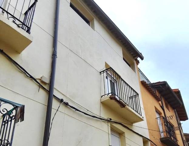 Casa-chalet en Venta en Nalda
