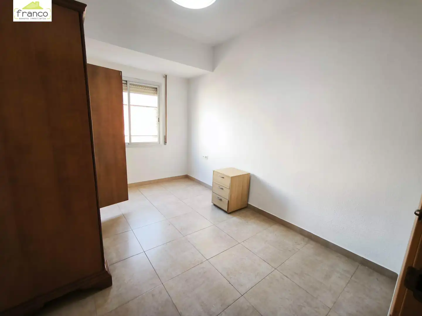 Schlafzimmer von Wohnung zur Miete in Murcia mit Möbliert