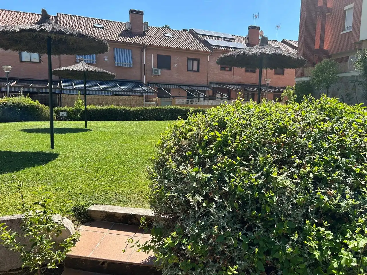 Jardí de Pis en venda en Villanueva del Pardillo amb Calefacció, Terrassa i Piscina comunitària