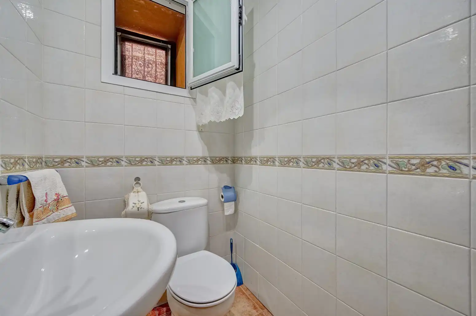 Baño de Casa o chalet en venta en Arellano con Jardín privado, Terraza y Trastero