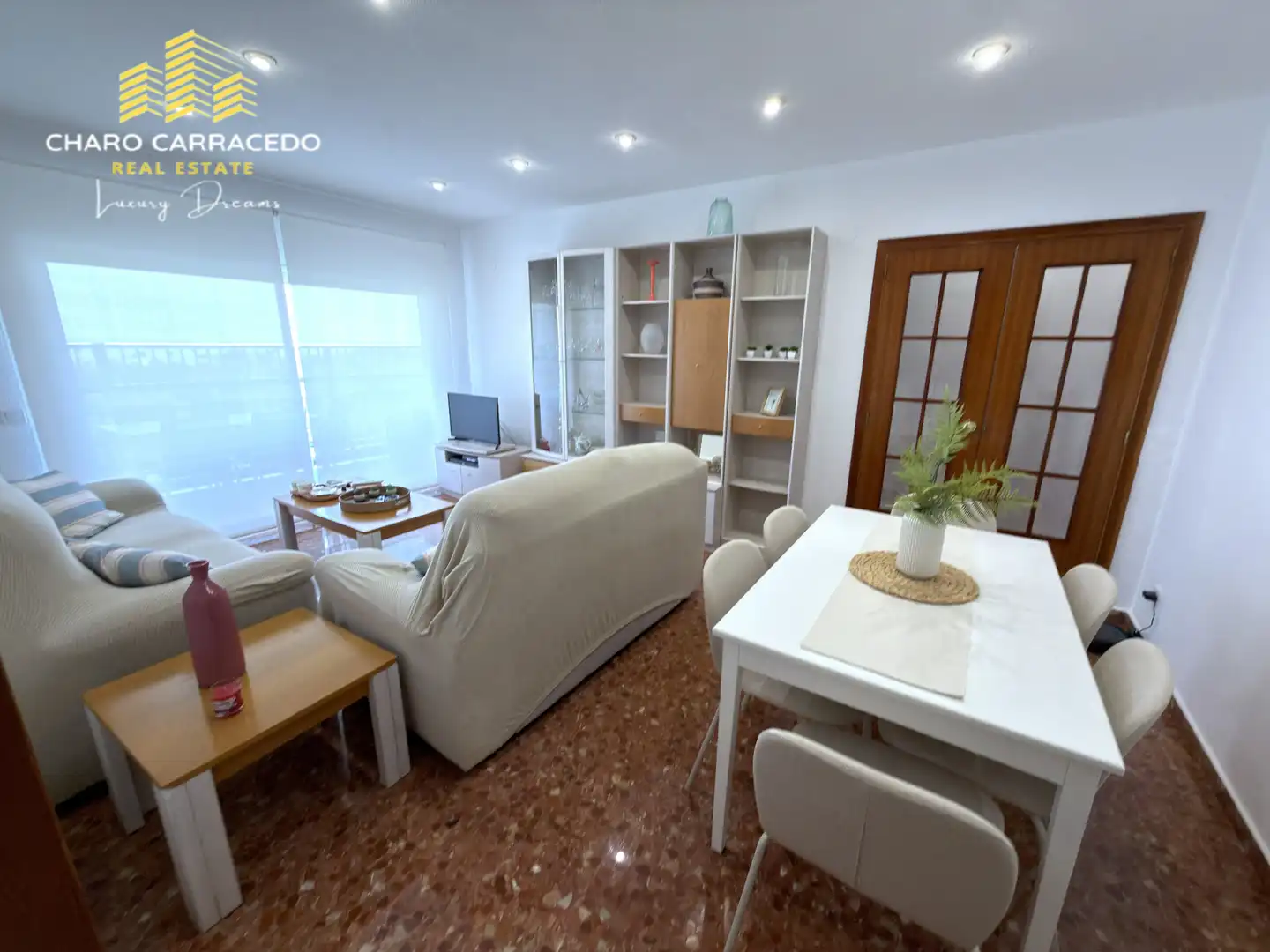 Sala d'estar de Pis de lloguer en Valencia amb Aire condicionat, Jardí privat i Terrassa