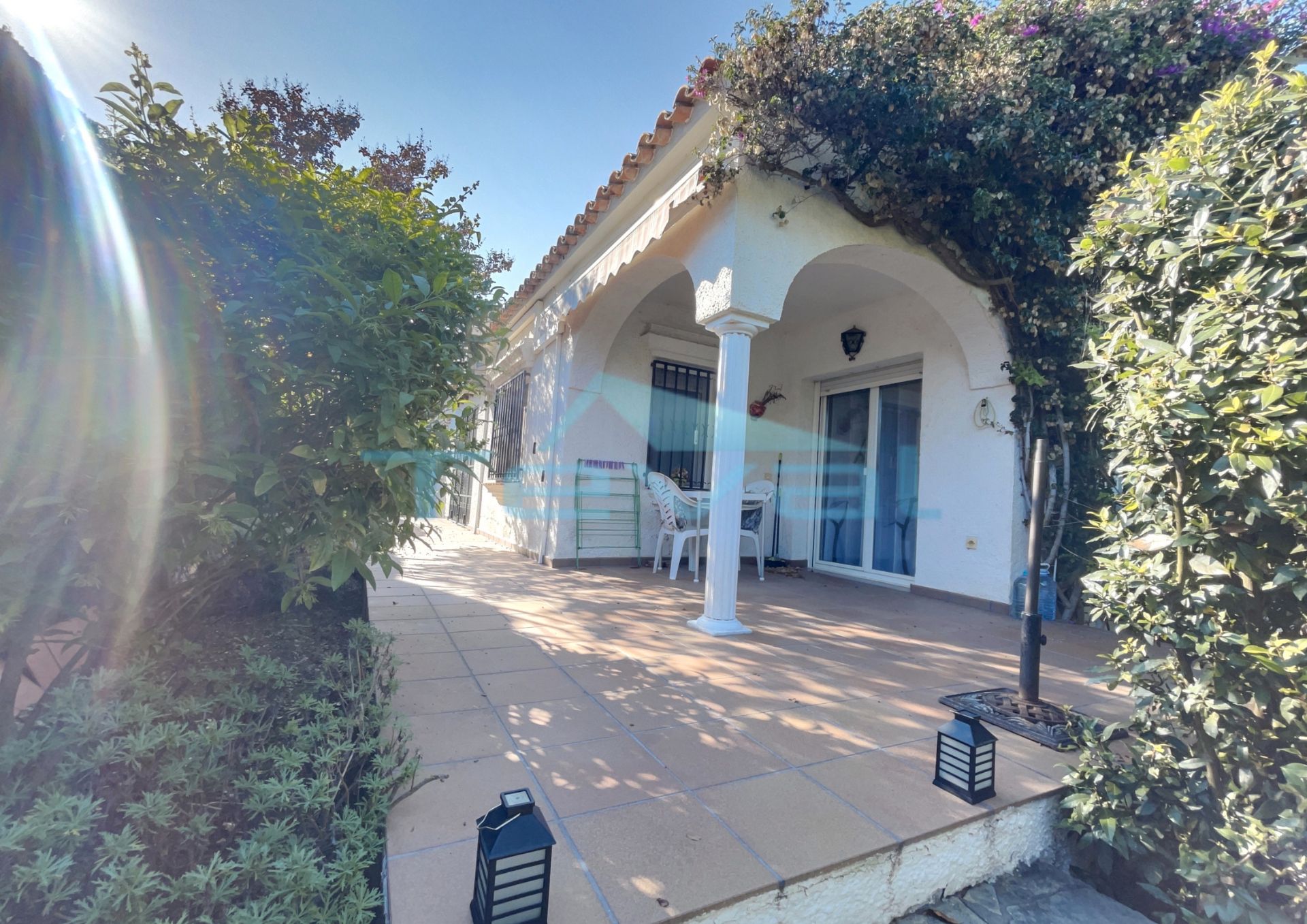 Vista exterior de Casa o xalet en venda en Cambrils amb Aire condicionat, Calefacció i Jardí privat