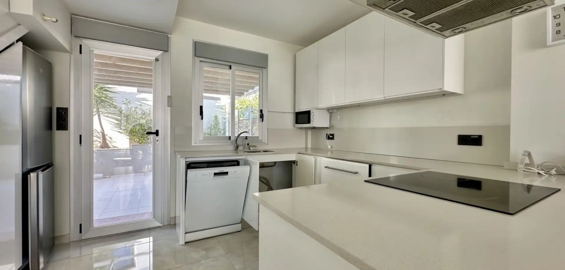 Cuina de Casa o xalet en venda en Orihuela amb Aire condicionat, Jardí privat i Terrassa