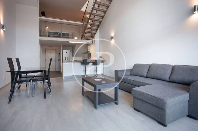 Ático en Alquiler en C/ de la Creu Roja en Vara de Quart