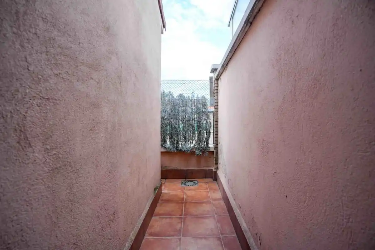 Balcony of Flat for sale in Madrid  with Air Conditioner and Heating