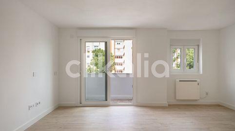 Foto 4 de Piso de alquiler en Simancas, Madrid Capital