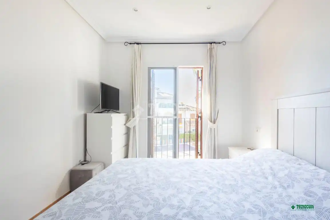 Habitación de Piso en venta en Tabernas con Aire acondicionado, Amueblado y Piscina comunitaria