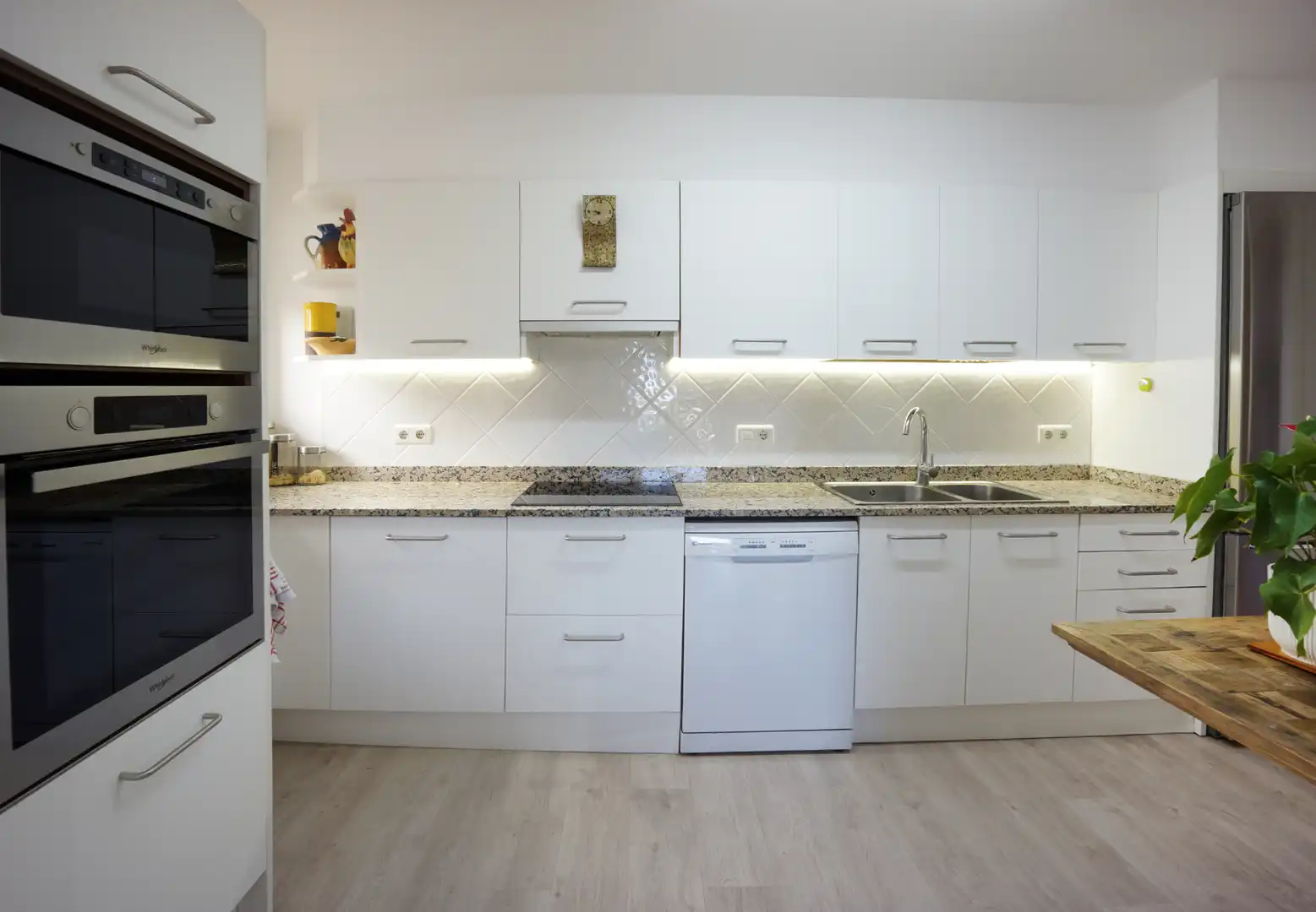 Cuina de Pis en venda en Sant Feliu de Guíxols amb Aire condicionat, Calefacció i Parquet