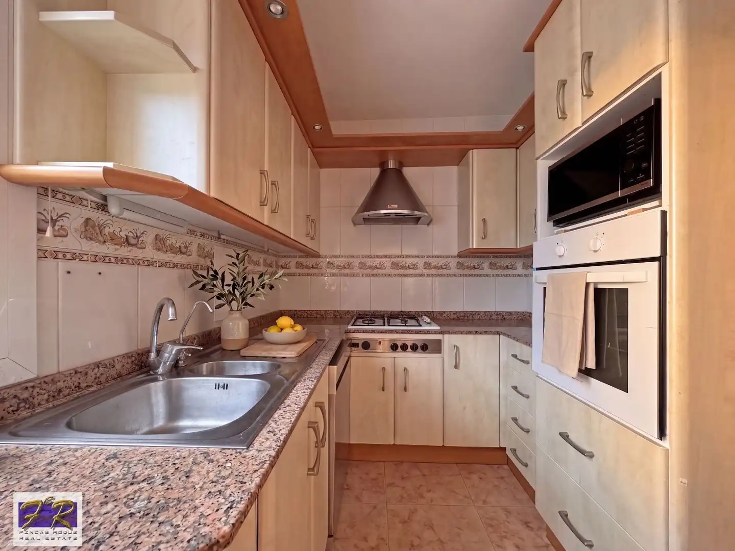 Kitchen of Houses for sale in Alcúdia  with Air Conditioner, Terrace and Storage room