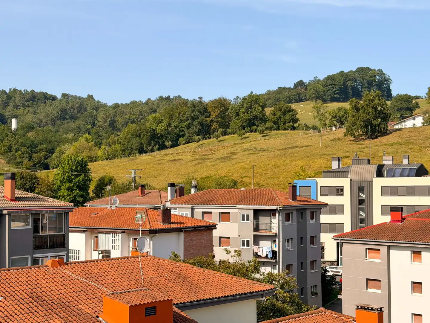 Exterior view of Flat for sale in Hernani  with Heating, Terrace and Furnished