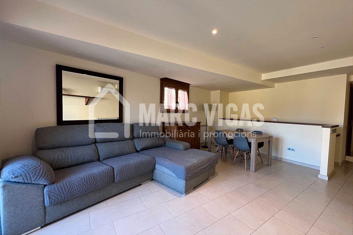 Duplex to rent in Viladrau