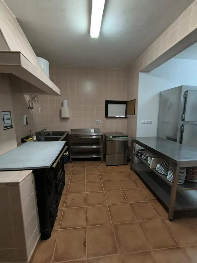 Cuina de Casa o xalet en venda en Gondomar amb Calefacció i Balcó