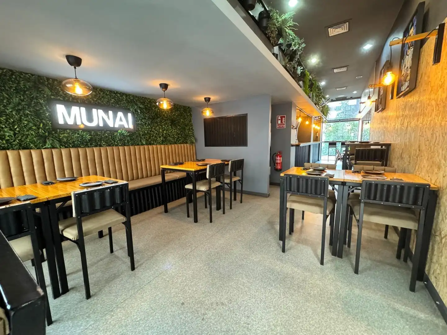 Local en venta en Calle Reina Sofía, Vistalegre