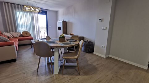 Foto 4 de Piso de alquiler en Calle Menorca, Los Guindos - Parque Mediterráneo - Santa Paula, Málaga Capital