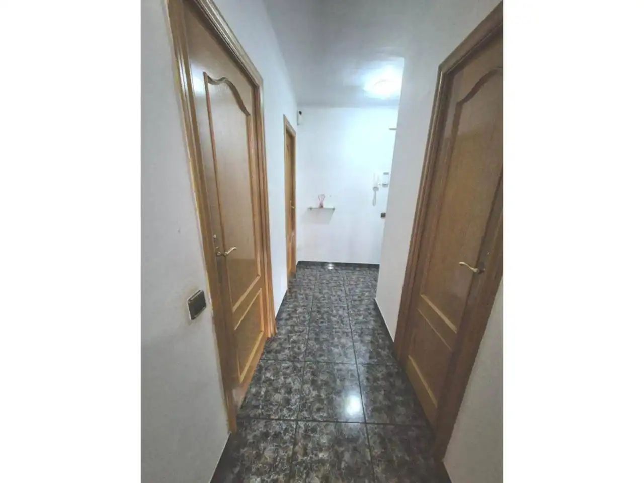 Flat for sale in Badalona  with Air Conditioner