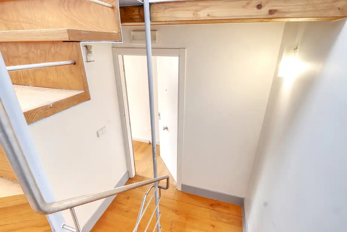 Flat for sale in Santiago de Compostela   with Storage room, Oven and Washing machine