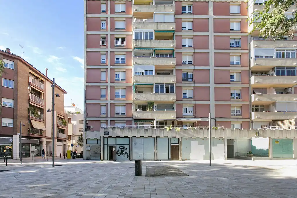Local comercial en venda a Rambla de Modolell 45