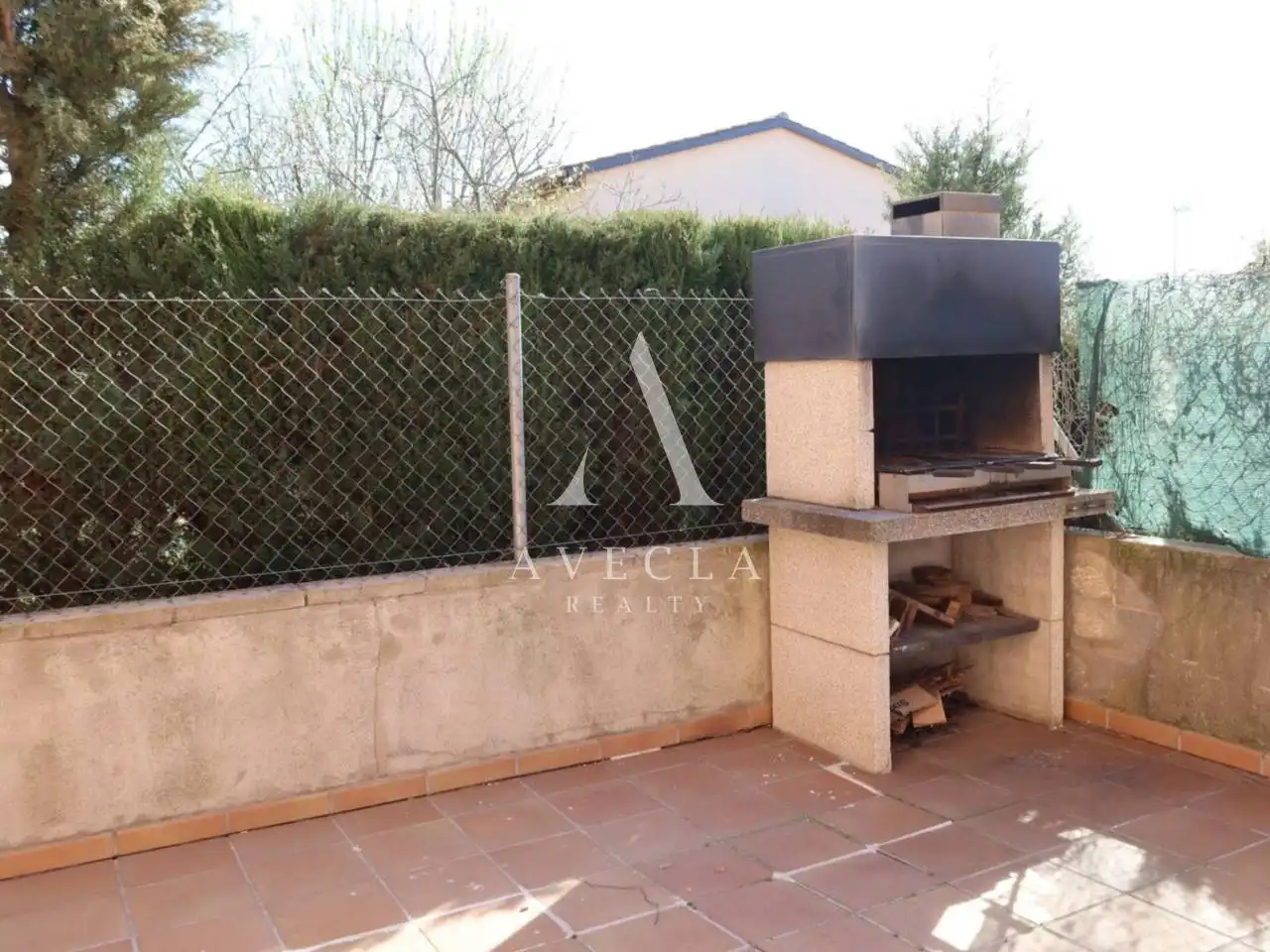 Terrassa de Casa o xalet en venda en Rubí amb Calefacció, Jardí privat i Parquet