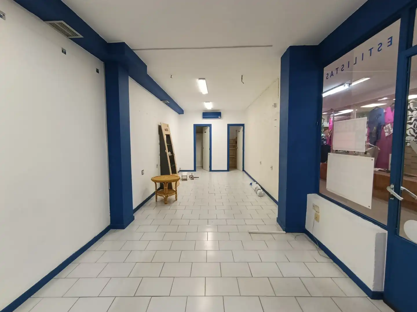 Business premises for sale in Calle la Rúa 25, imagen 2