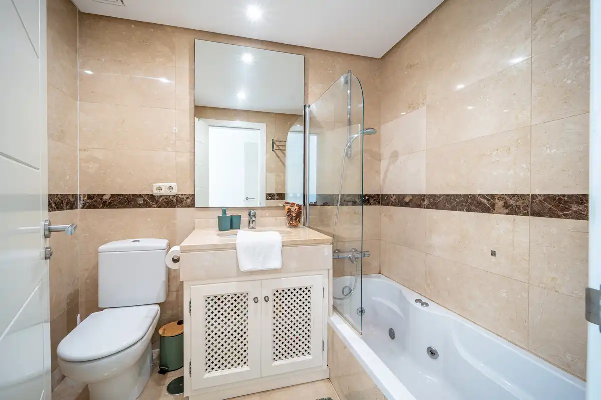 Wohnung mit Aufzug zum Verkauf in Estepona Pueblo, imagen 32
