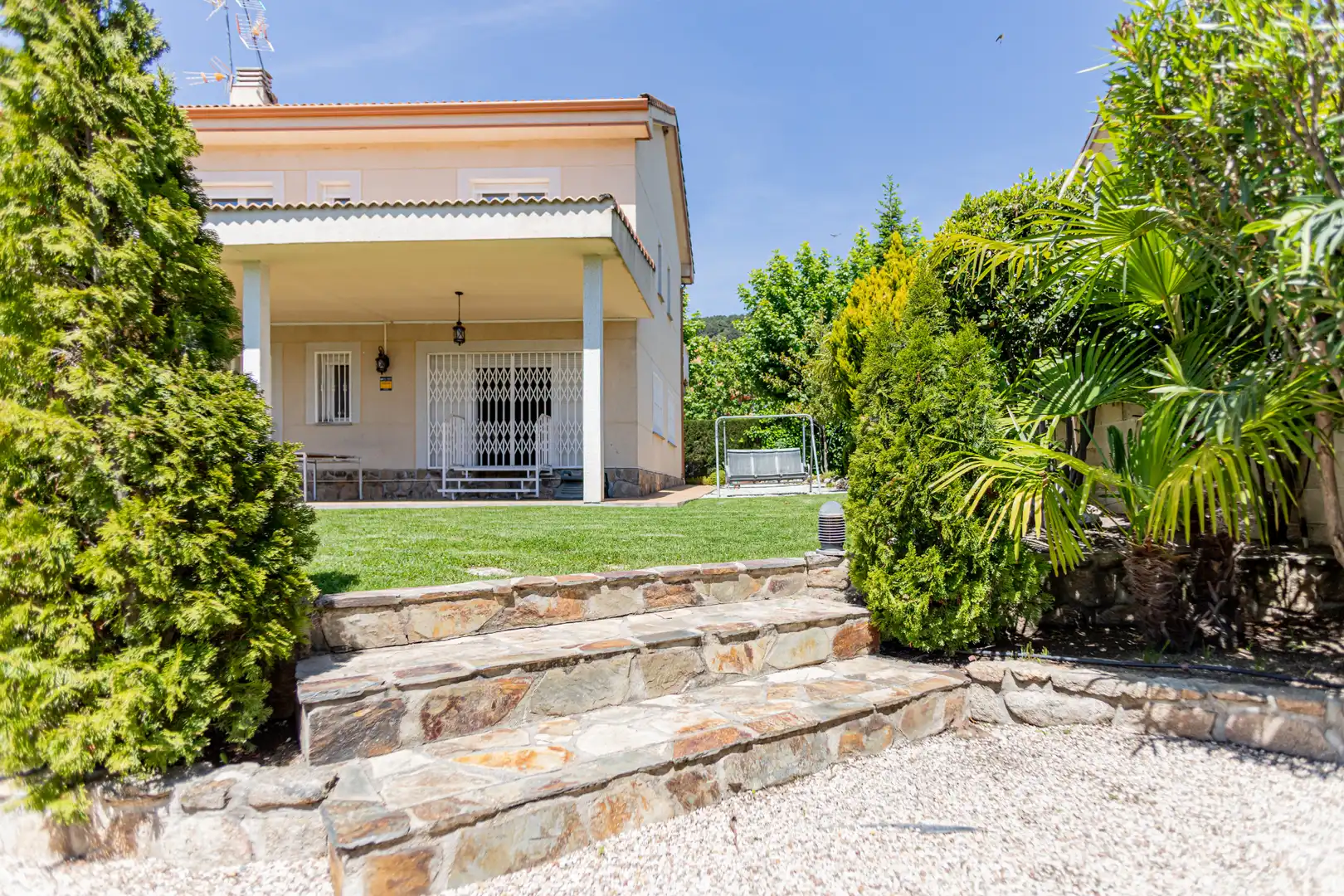 Garden of Detached homes for sale in Moralzarzal  with Heating, Furnished and Oven