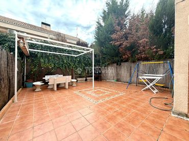 Maison jumelée à vendre à Las Lomas