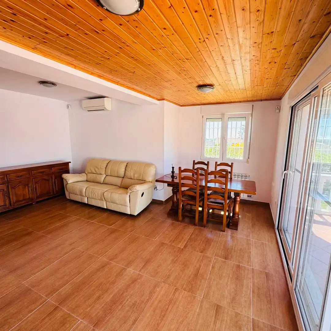 Sala d'estar de Casa o xalet en venda en Vinaròs amb Aire condicionat, Calefacció i Jardí privat