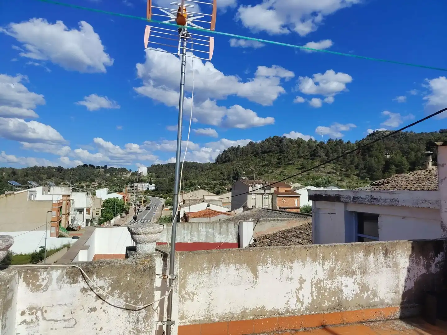 Vista exterior de Pis en venda en Quesa amb Balcó