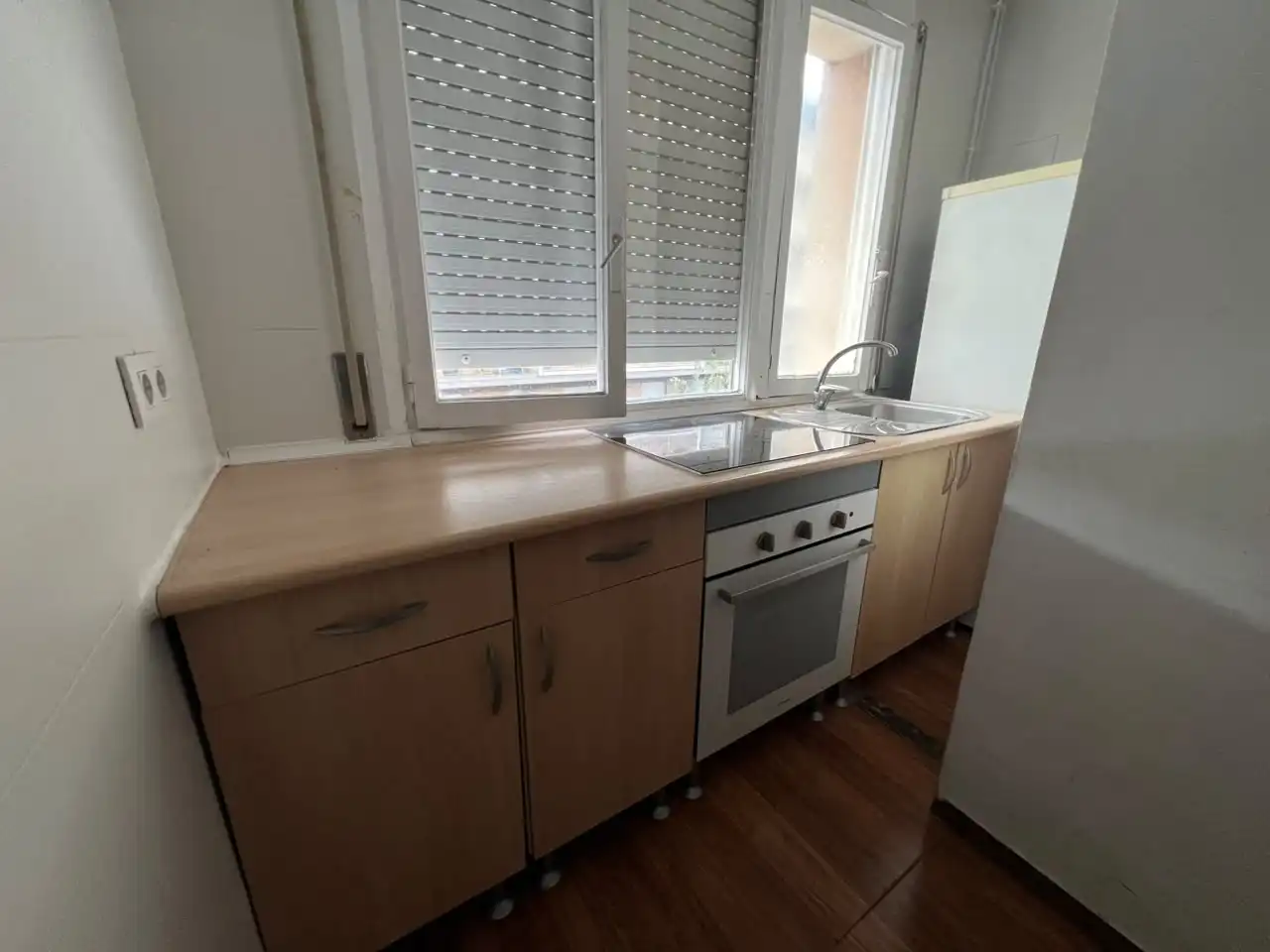 Cuina de Pis de lloguer en Bellvitge - El Gornal - Granvia LH