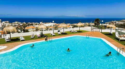 Encantador Estudio con Terraza y Vista al Mar en Torviscas