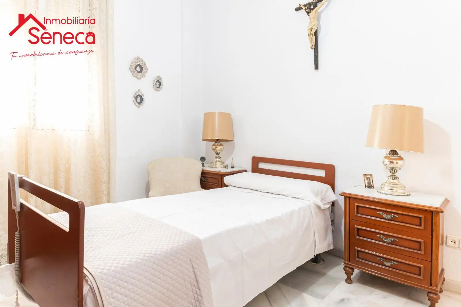 Bedroom of Flat for sale in Córdoba  with Air Conditioner, Heating and Terrace