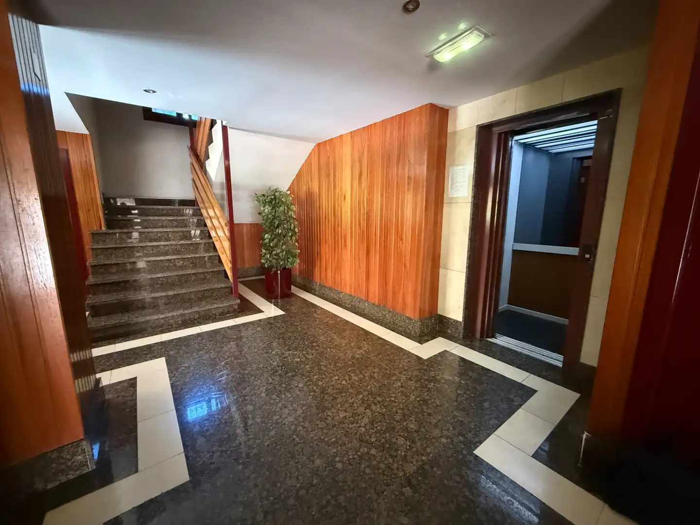 Attic for sale in Oviedo   with Heating and Storage room