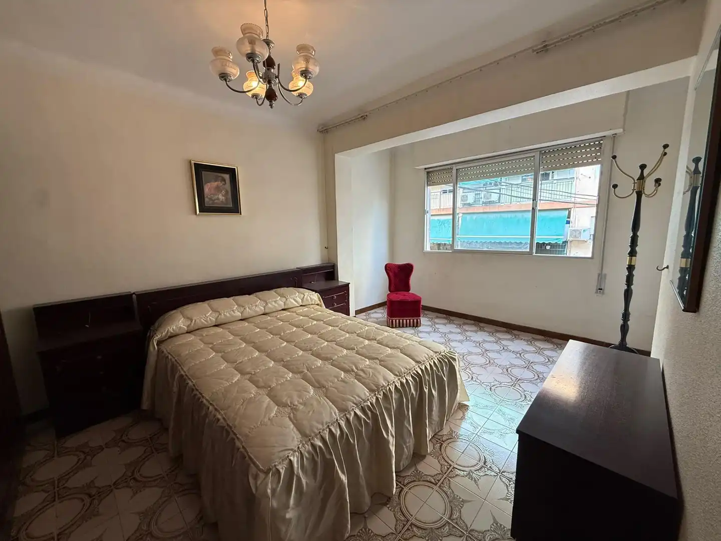 Habitación de Piso en venta en Alicante / Alacant con Terraza