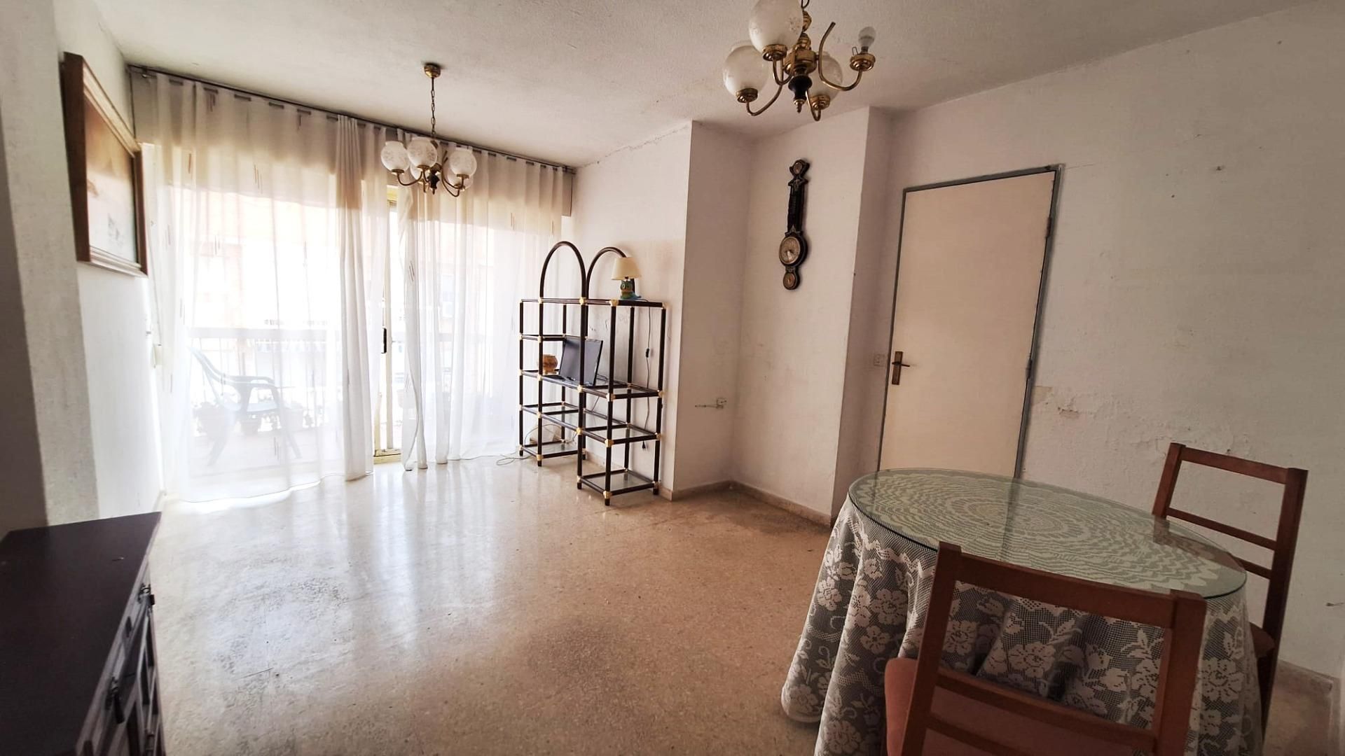Sala d'estar de Pis en venda en  Córdoba Capital amb Aire condicionat, Calefacció i Terrassa