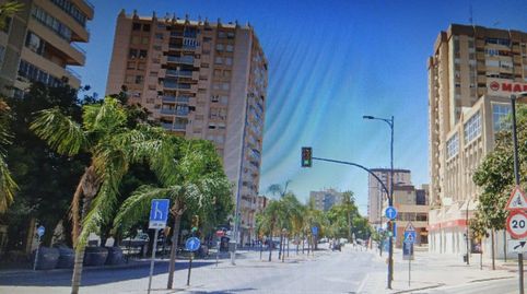 Foto 4 de Piso en venta en Avenida de la Aurora, Carranque - Haza Cuevas, Málaga Capital