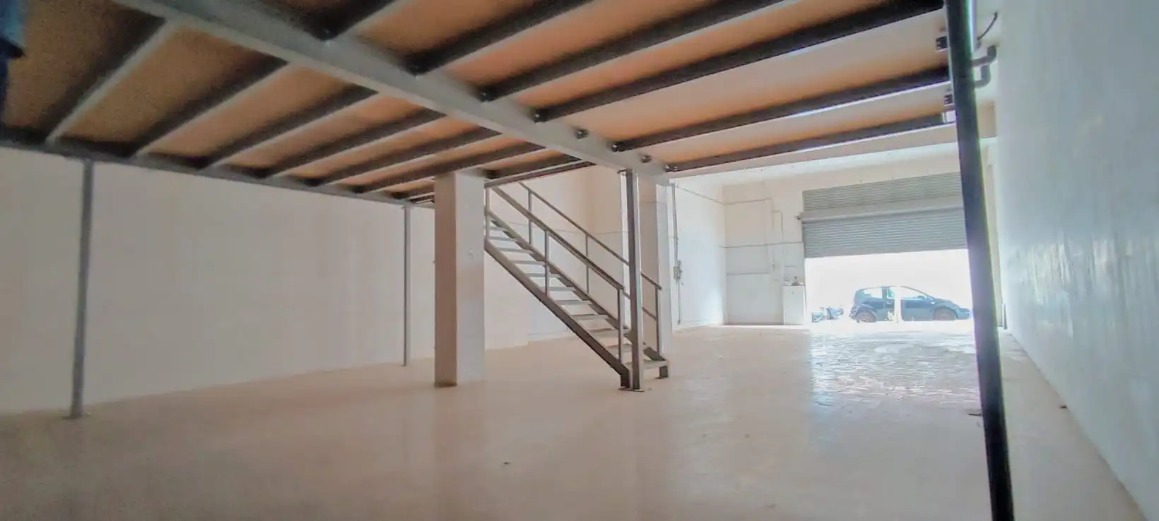 Local en venta en Mataró con Alarma