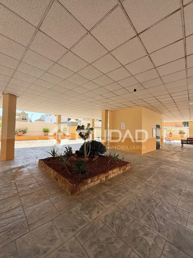 Parking de Piso en venta en Chipiona con Trastero