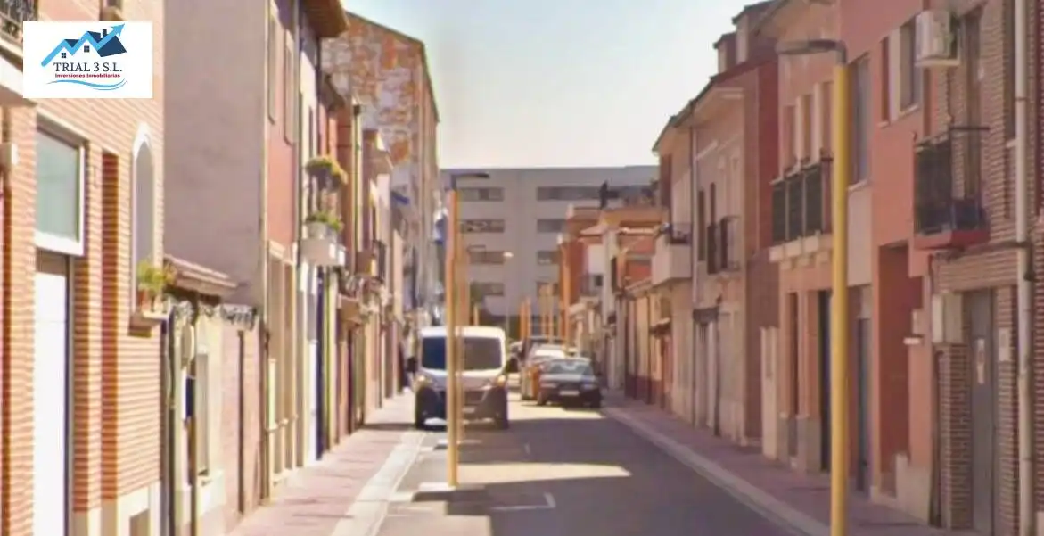 Exterior view of Houses for sale in Valladolid