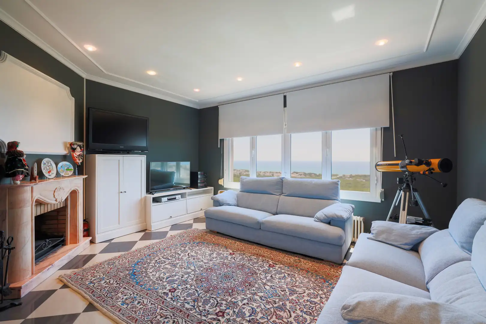 Living room of Houses for sale in El Vendrell  with Private garden, Terrace and Swimming Pool