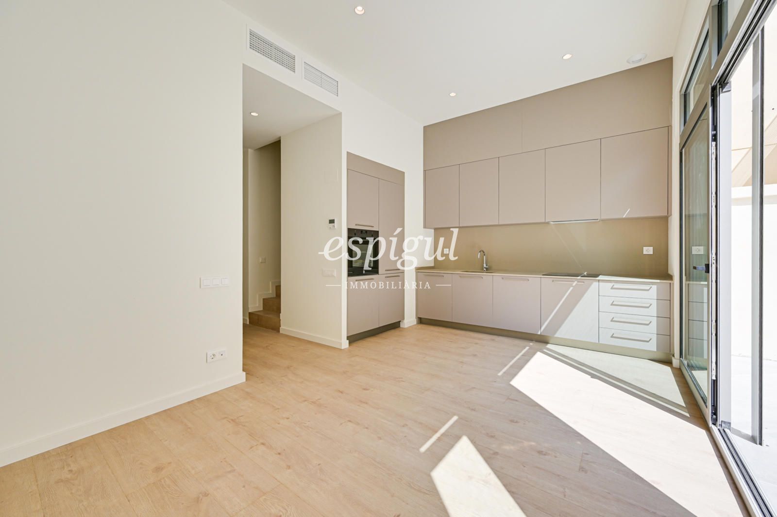 Duplex for sale in Santa Rosa, Centre