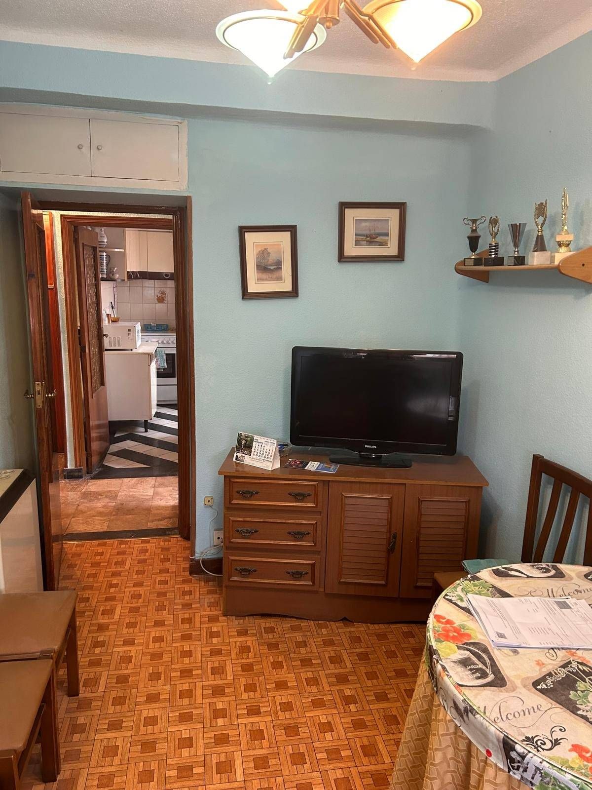 Living room of Flat for sale in  Madrid Capital