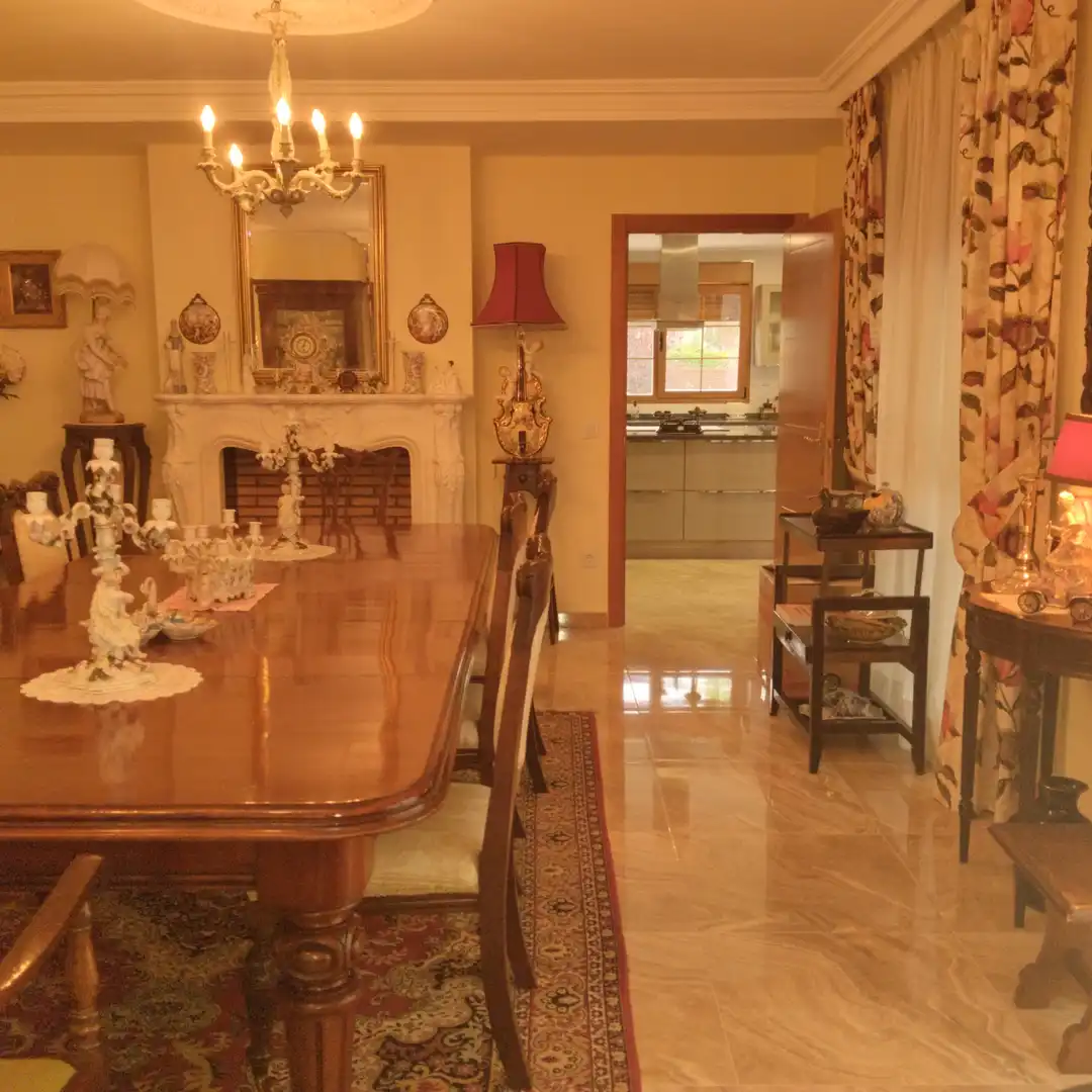 Menjador de Casa o xalet en venda en El Escorial amb Calefacció, Jardí privat i Parquet
