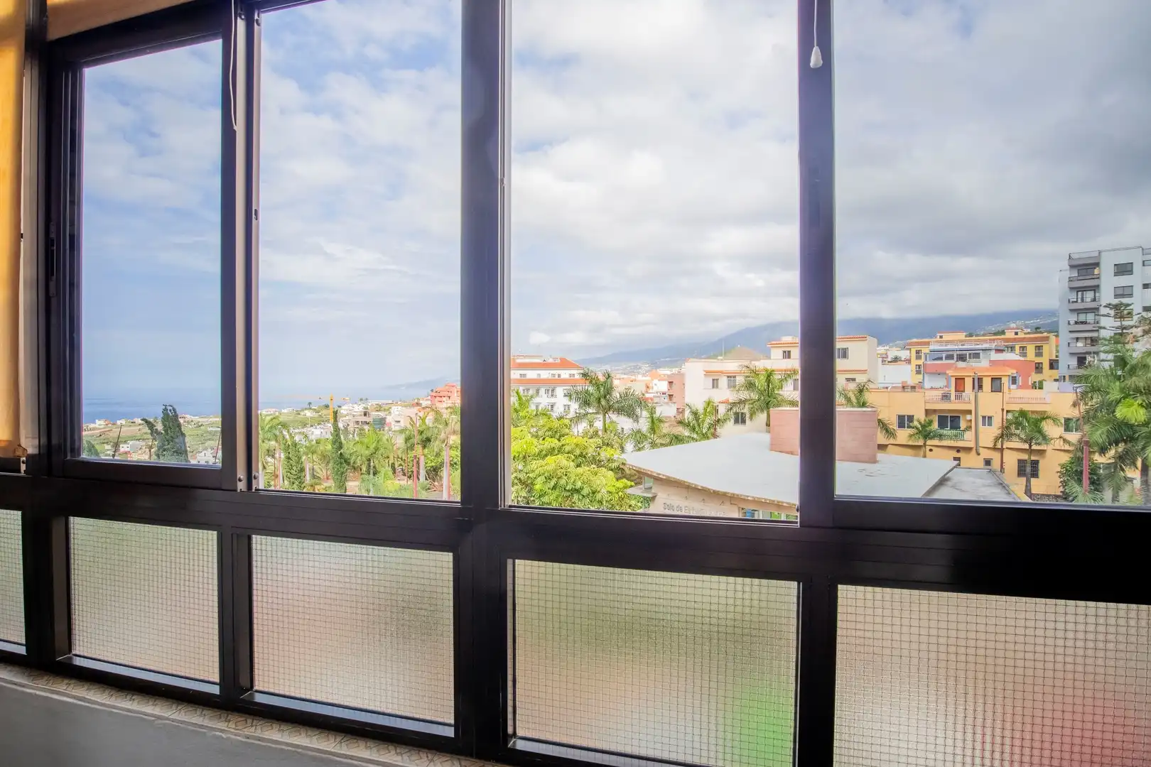 Vista exterior de Piso en venta en Los Realejos con Balcón