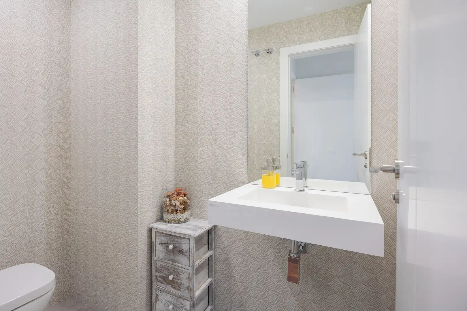 Baño de Dúplex en venta en Madrid con Calefacción