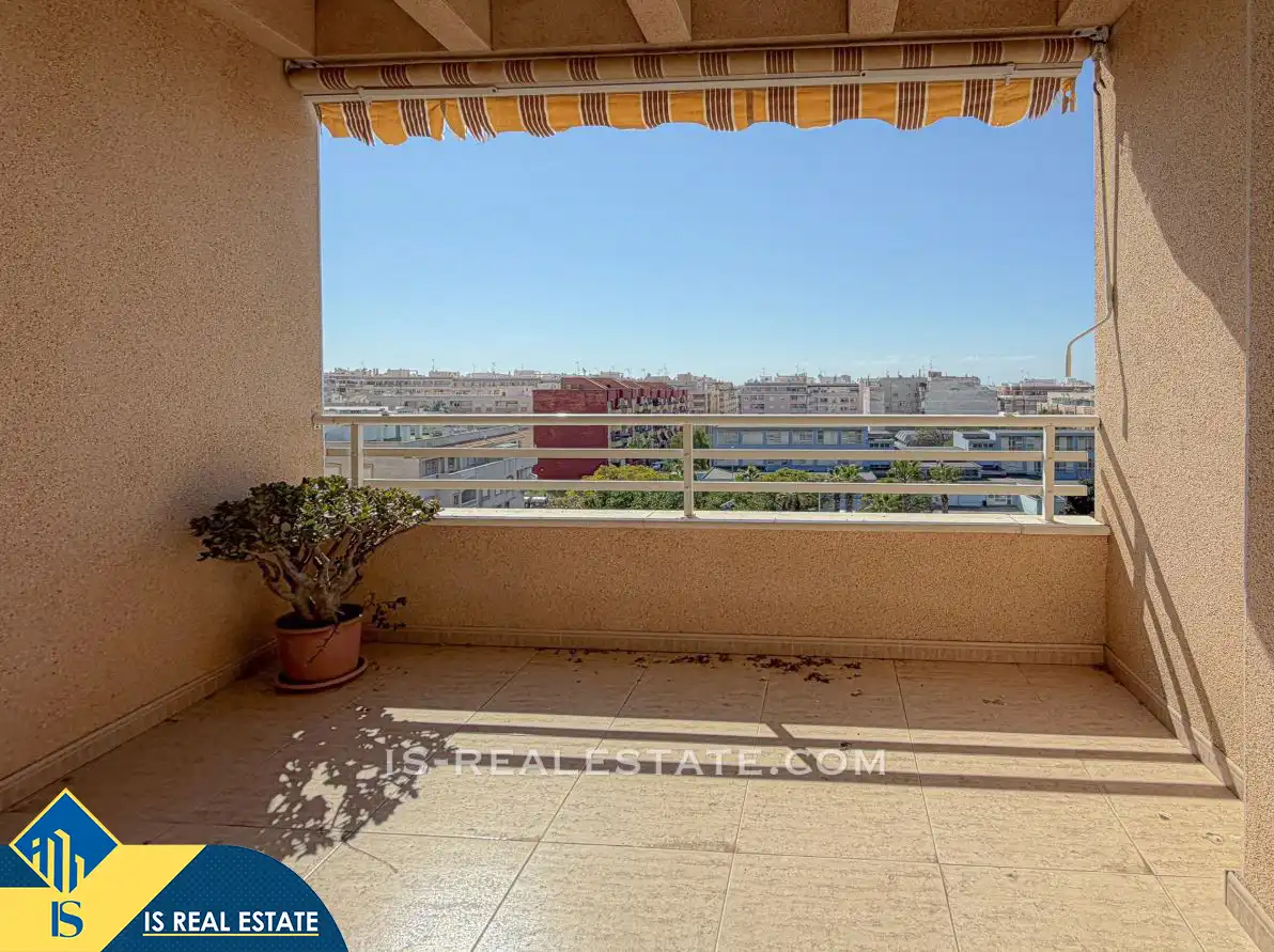 Ático con piscina en venta en Playa del Cura