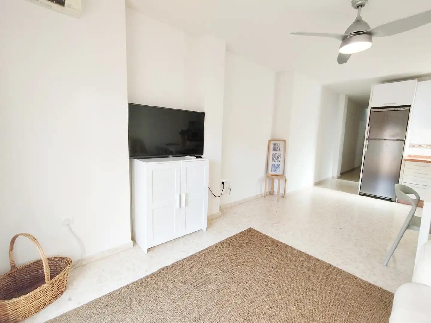 Living room of Attic for rent in Vélez-Málaga  with Air Conditioner, Terrace and Furnished