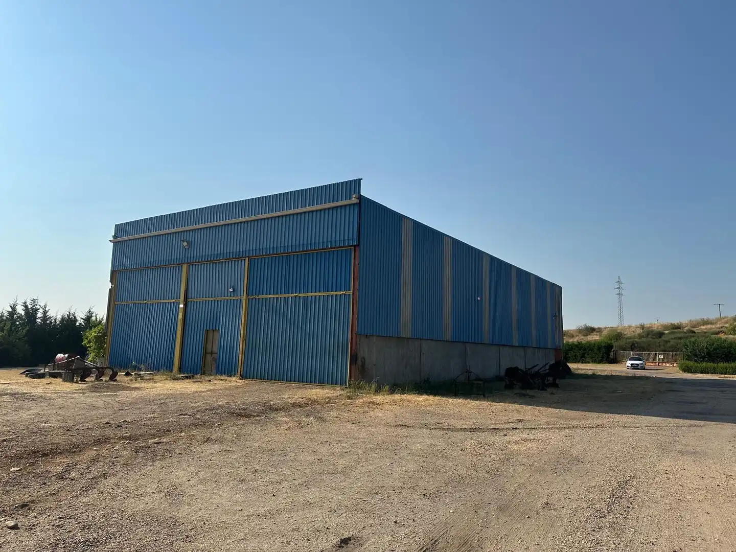 Vista exterior de Nave industrial en venta en San Cristóbal de Entreviñas