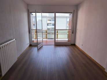 Piso con ascensor en venta en Plaza de Alua 4