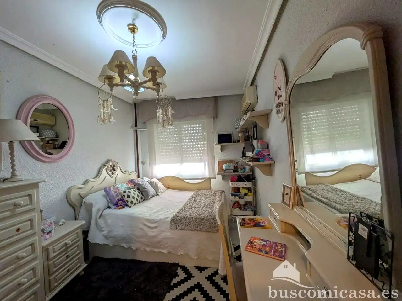 Habitación de Piso en venta en Linares con Aire acondicionado y Balcón