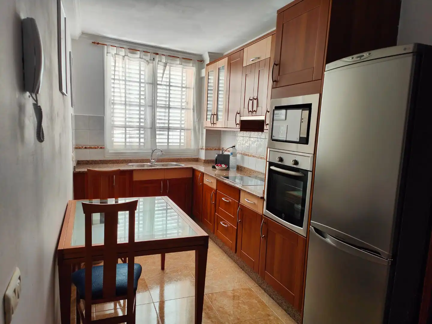 Flat to rent in Avenida Alcalde Antonio Rosas 15